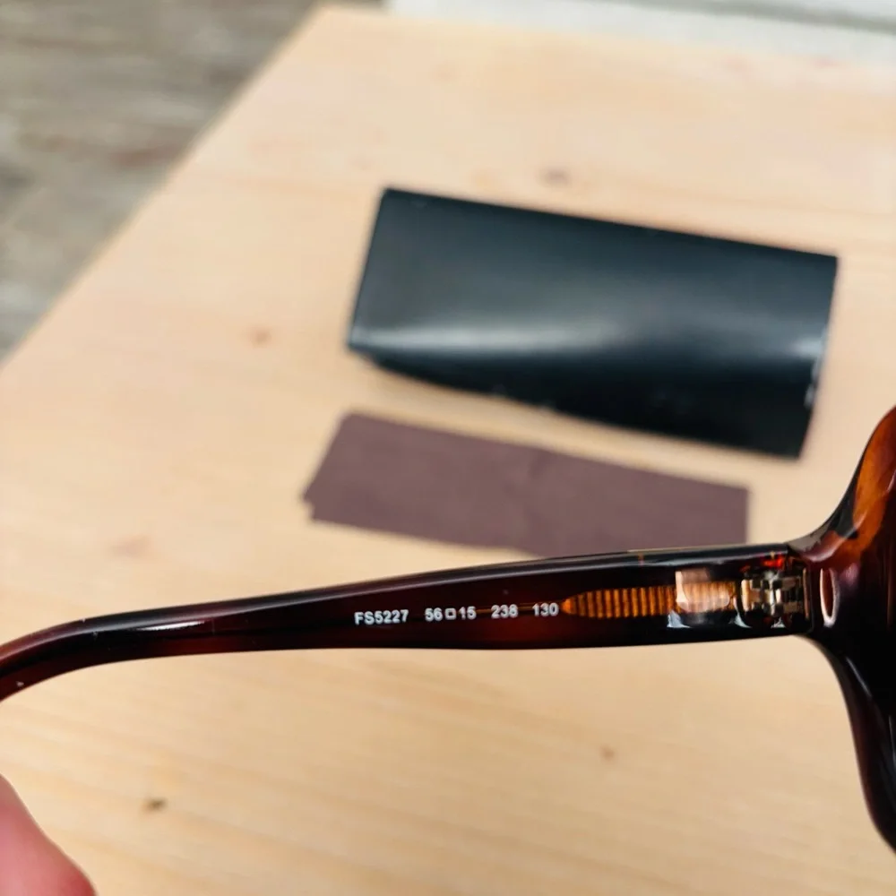 Fendi Brown Tortoise FS5227 Square Sunglasses Women’s W/‎ Case Preloved